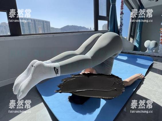 微密圈 - 最新图集上线啦，120斤的小王同学的福利盲盒，谁知道会有啥好玩儿的！
