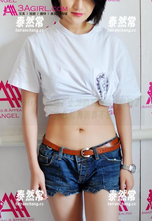 3Agirl - 就这？小湖的美图也太随意了吧，白色的调调真不错