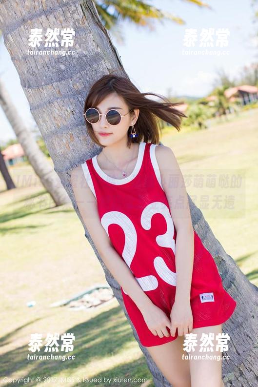 IMiss爱蜜社 - 哈，说说小丽莎萌萌哒的秘书图集——把日常职业亮点尽显无遗