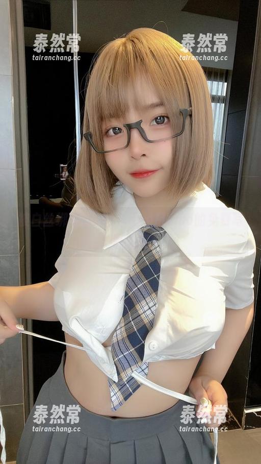被白丝绑定的心，SayoMomo的免费写真之旅