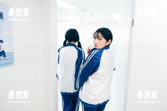 一份‘免费’合集中，Sonson(손손)的比基尼与我对海洋的怦然心动