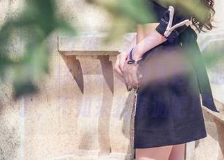 TouTiao头条女神 – 邻居果儿Victoria的泳衣美图，精选得让我觉得泳池不够用了，不如来我家游吧！