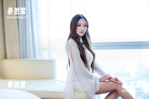 TuiGirl推女郎 - 胡允儿JK写真：高清后的思绪游走，一半是心动一半是猜疑。