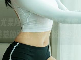 UGirls尤果网 – 每相遇都是甜蜜：Angela楚楚的壁纸，软糯妖娆令人着迷