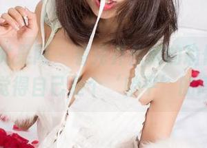 UGirls尤果网 – 看完乔依琳的瑜伽写真，顿时觉得自己是个‘躺平’的高手。