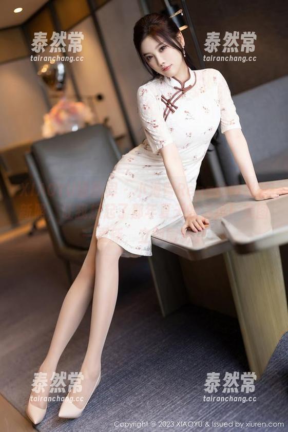 XIAOYU语画界 - 小海臀Rena的白衬衫新照，让我想起了那年夏天的清风！美图一更新，立刻圈粉。