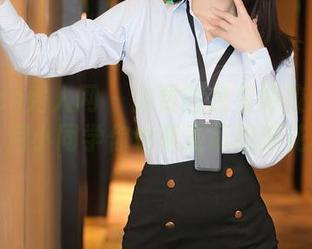 Xiuren秀人网 – 免费图包有如校服大挑战，古月小同学你也是能玩出新花样？！