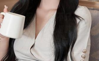 Xiuren秀人网 – 居家不只是舒适，还是一种随性的无圣光风。夏晓Maggy的图包给了我启示。