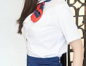 Xiuren秀人网 – 星星baby卖力当女仆，图集中还附赠洗衣机使用指南？