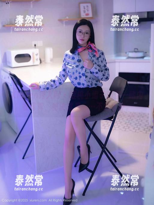 Xiuren秀人网 - 樱桃小阑子邀你一睹内衣写真，秘诀就是……不急也许。