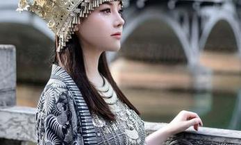 Xiuren秀人网 – 盼盼玉奴的礼服合集：“看，我不是随便穿的”分享