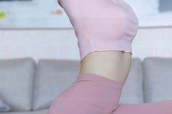 Xiuren秀人网 – 高清写真里的诺诺Nono睡衣：看得我都想买同款了，内心只有一个声音——赢了！