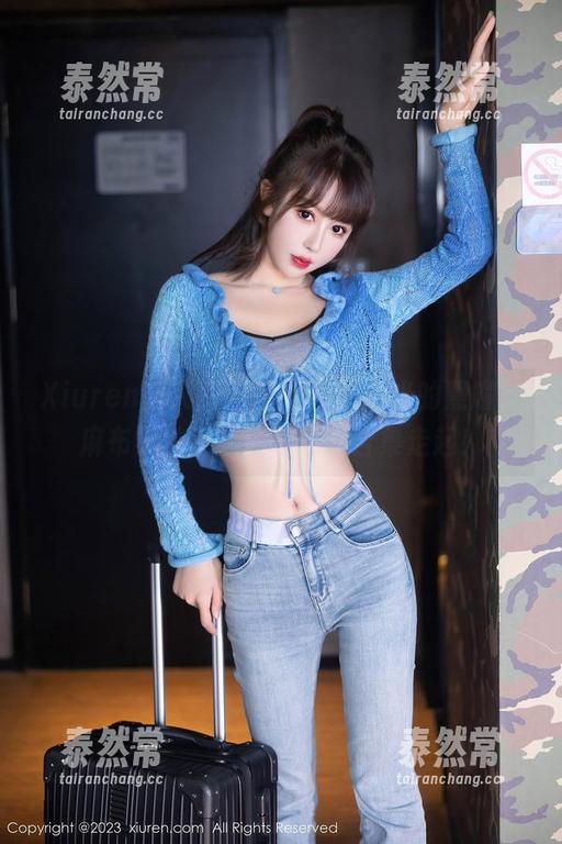 Xiuren秀人网 - 套装不需要光的照耀，麻布学妹上线！无圣光合集走起！