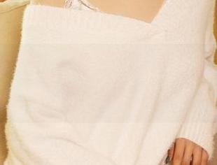 YouMi尤蜜荟 – 卓娅祺的美足写真，难道是为了引起我的注意力？