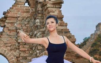 aiss – 女王索菲在图集上那真是：大片还是平面？我只能给她跪了！