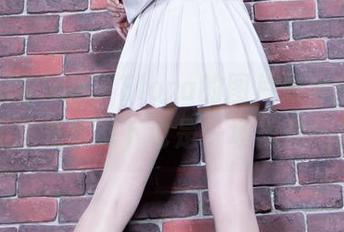 beautyleg – Flora的图片如黑白电影，无圣光状态下也是一场视觉马戏！