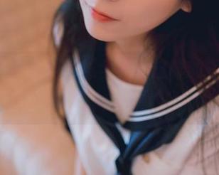 usejan蓝蓝的网袜全集，这样的搭配、这样的姿态，没看够！