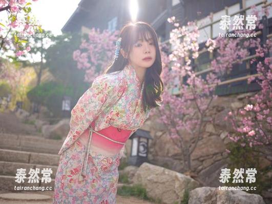 这作品原图提升了我对“粉”色的所有想象，wuyo(우요)老师，我学不来。