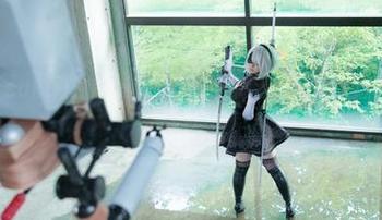 进入サク(saku)的Fantia2021，高清cos让人忍不住多看几眼！