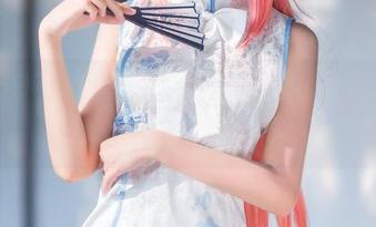 三度69花嫁变身，一份高清壁纸给你梦中的婚礼。