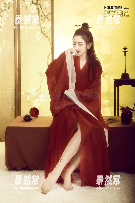 丽柜 - 美女博主美美的职业线路：图库分享大揭秘