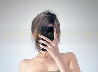 微密圈 – 精选写真？更像是在霓虹灯下被乙醇子那身材晃了眼