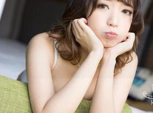 克拉女神 – 杨暖的学妹：原图在这里，分享她的迷人“口袋妖怪”技能！