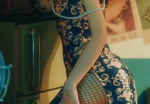 兔玩映画正在引领风骚的fate女仆，图包里是想象中的未来吗？