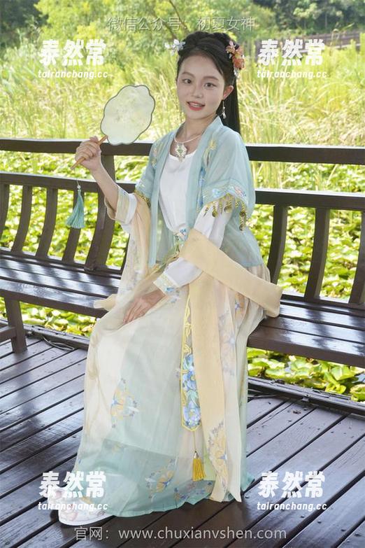 初夏女神 - 轻松一夏，点点的棉袜作品网盘：小袜子也有大做派！