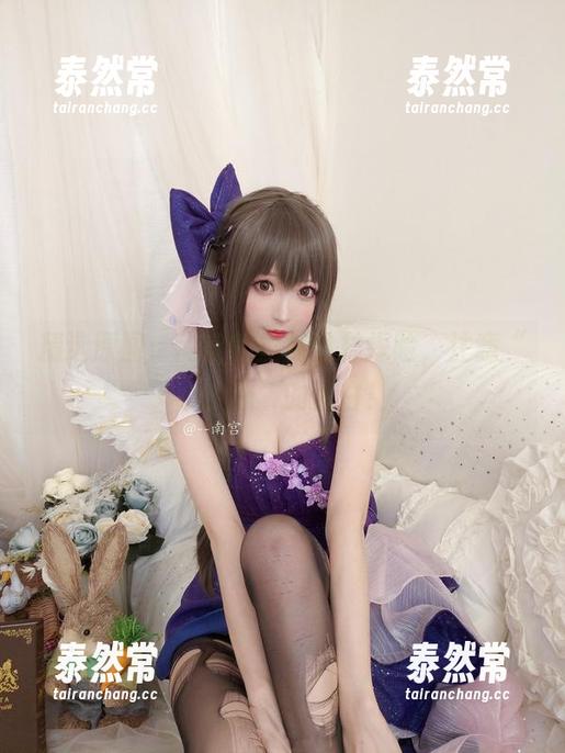 南宫 精选原图:南宫的丝袜丛林探险,注意“不小心”的旁白!