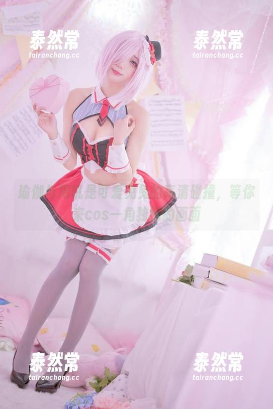 瑜伽与周叽是可爱兔兔的高清碰撞，等你来cos一角独特的画面