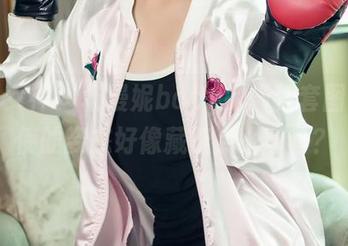 头条女神 – 杨漫妮baby的最新套图，天使的姿态好像藏着点小圈套？