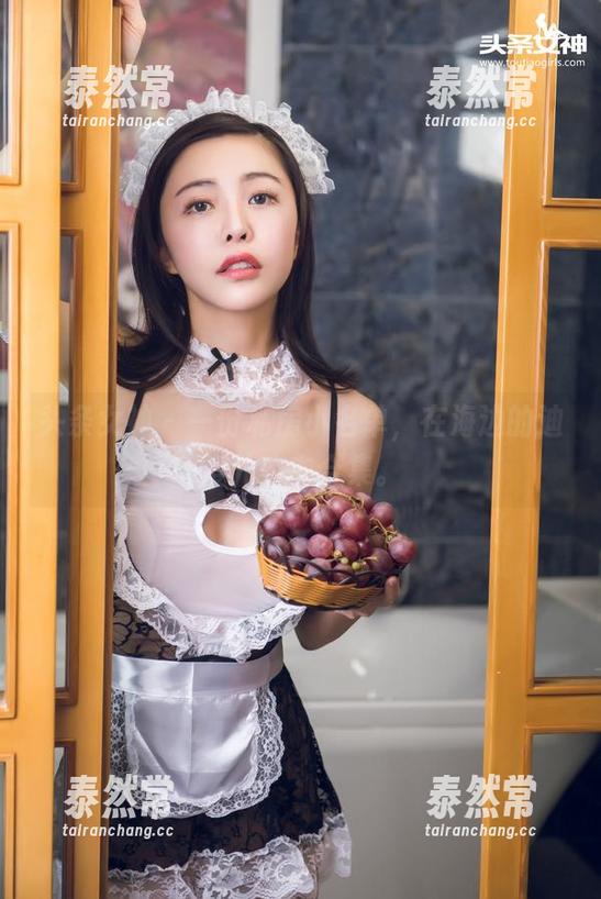 头条女神 - 一份私房小名单，在海边的迪爱儿公主合集。