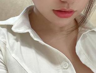 微密圈 – 这个图集下载不能错过，奶宝妹纸和她的秘书秘密，会让你想起什么？