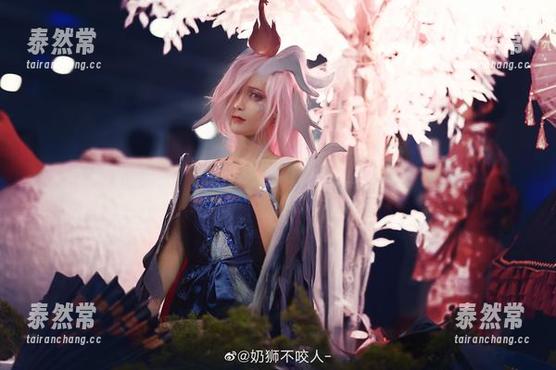 奶狮不咬人的连体衣秀——美图美得不行，我的眼睛都闪亮了！