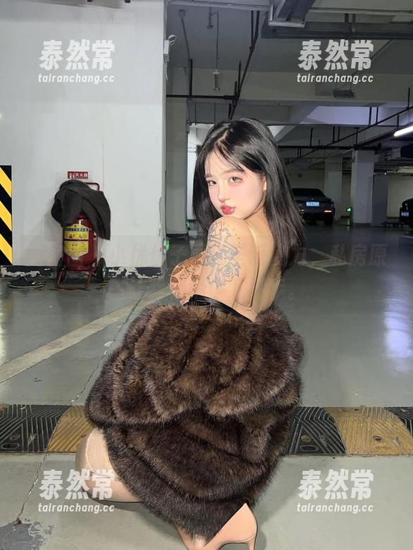 微密圈 - 小优优子再现圣诞魔力，私房原图让我稍稍停下脚步。