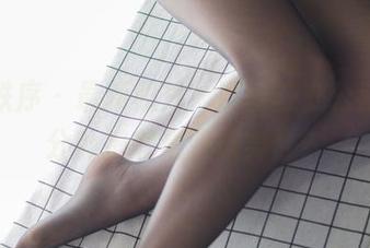 少女秩序 – 最新照片！鹿可在办公室，分分钟把书桌变成舞台？