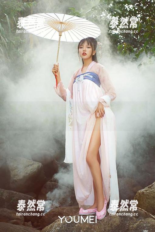 尤蜜荟 - 试试月音瞳的万圣节写真，或许能吓到你的幕后真实!
