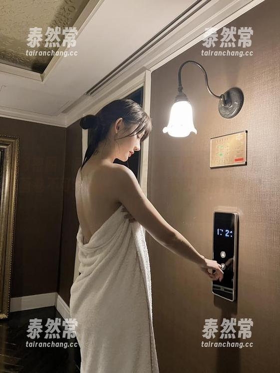 微密圈 - 就是阿朱啊今日写真：谁说千层画卷不可以放在网盘里？那可是精神食粮啊！