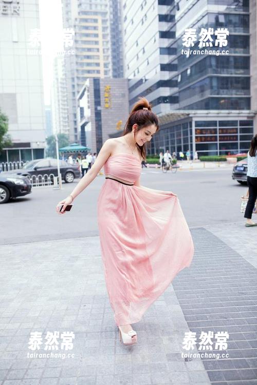 推女郎 - 在线狂欢，李丽莎浴室里的高清画面让我有点小激动