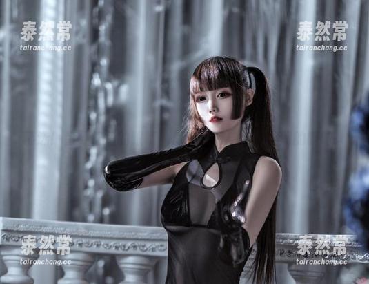 精选！星野咪兔的眼镜，尽显聪明与俏皮之间的暧昧。