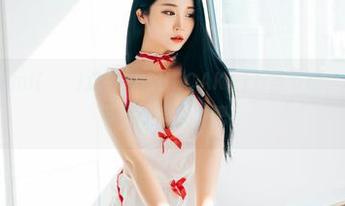 看到普美Bomi(보미)这张[BLUECAKE]万圣节版，根本不想过节，太诱人了吧！