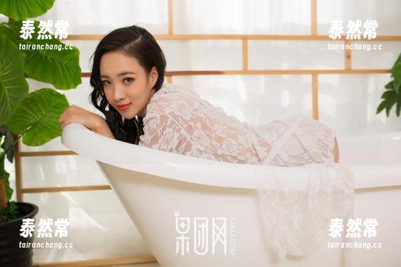 果团网 - 学妹范儿的又一力作，龚玥菲带上了那些逗趣的图片，随便分享。