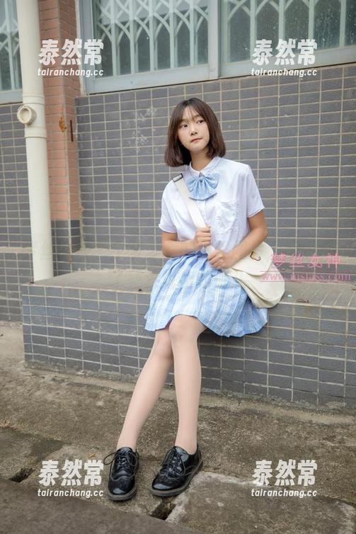梦丝女神 - 宁夏少女的搞怪图片，原图多了些没说出的事儿