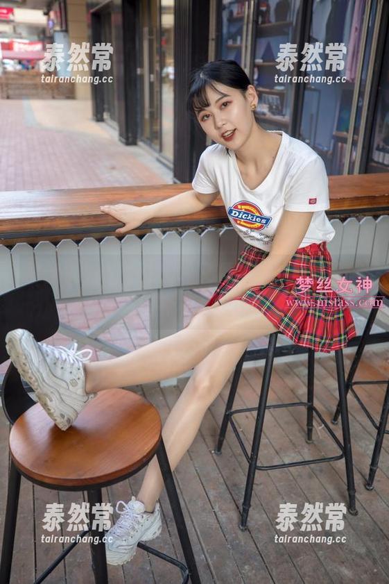 梦丝女神 - 女神图包又更新了，雪馨这回变得真不可思议！