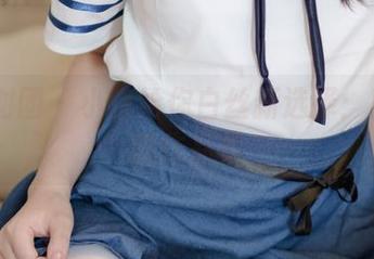 森萝财团 – 小夜给你白丝新选择：乳霜2的作品集