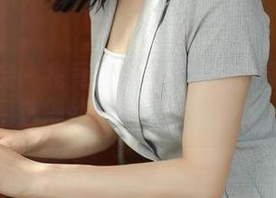 模范学院 – 我竟然对小果冻儿的蕾丝图片上瘾，精选得就像是一道视觉化的甜点！