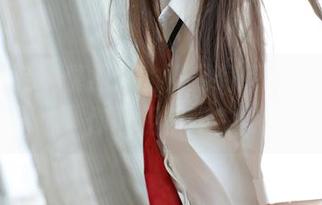 模范学院 – 慕羽茜的裸足幻想，图集封面你敢相信吗？