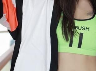 模范学院 – 白子嫣nicky新作：浴缸里的优雅，水花四溅的时刻！