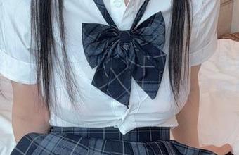 下载樱井宁宁的瑜伽妹妹图集，试着模仿那些动作，但是别扭到自己哦！